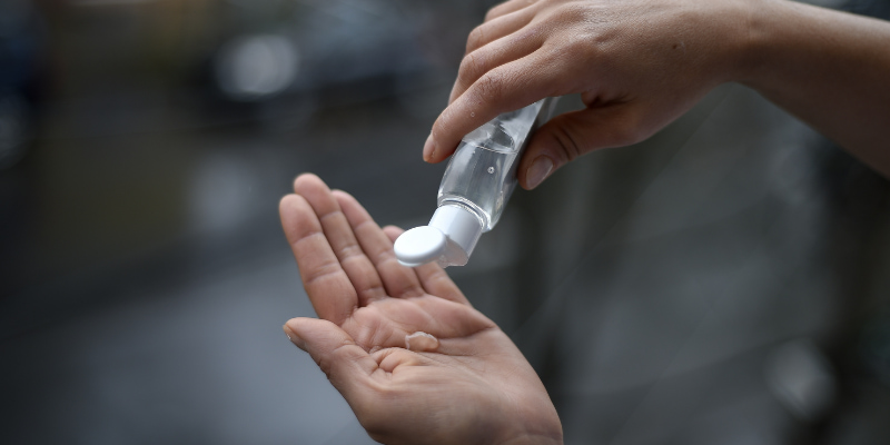 乾洗手真的有用嗎？優缺點、種類比較＋乾洗手代工全攻略